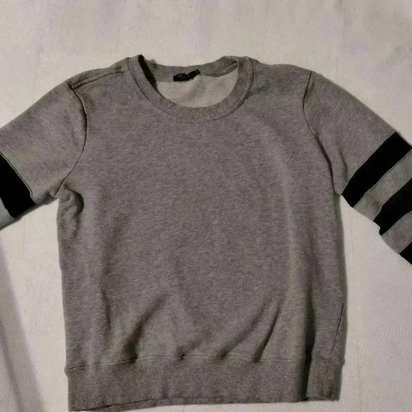Max jeans Vienna Varsity Crew Neck Sweater Gray with Black size Small - Picture 1 of 6